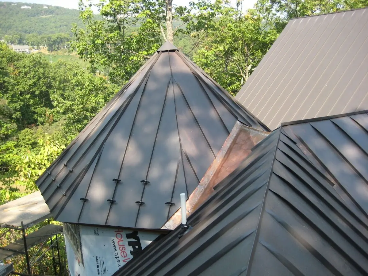 Professional Roof Tarp Installation by Craftsman Roofing in Downtown Santa Ana